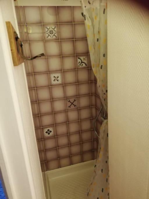 Le Nid Douillet Univers Linge Fourni La Bourboule Exterior foto